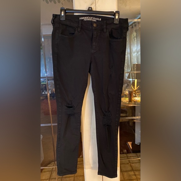 Denim - American Eagle Jegging Style Jeans